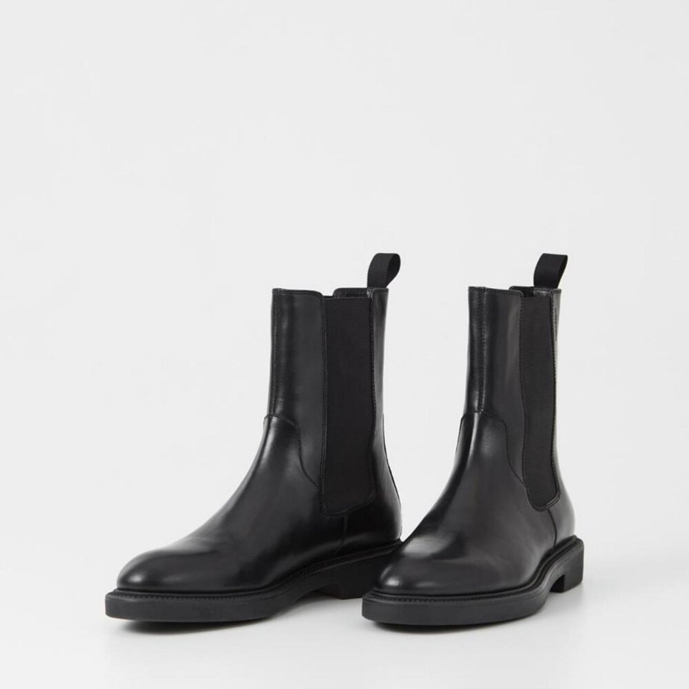 Vagabond Chelsea Boots